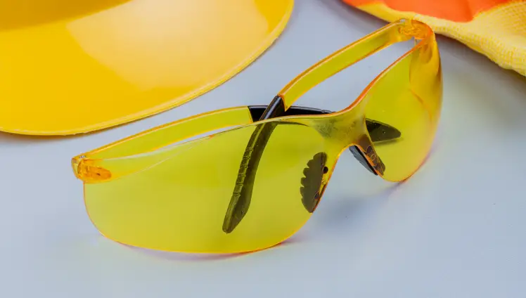 tinted safety glasses image